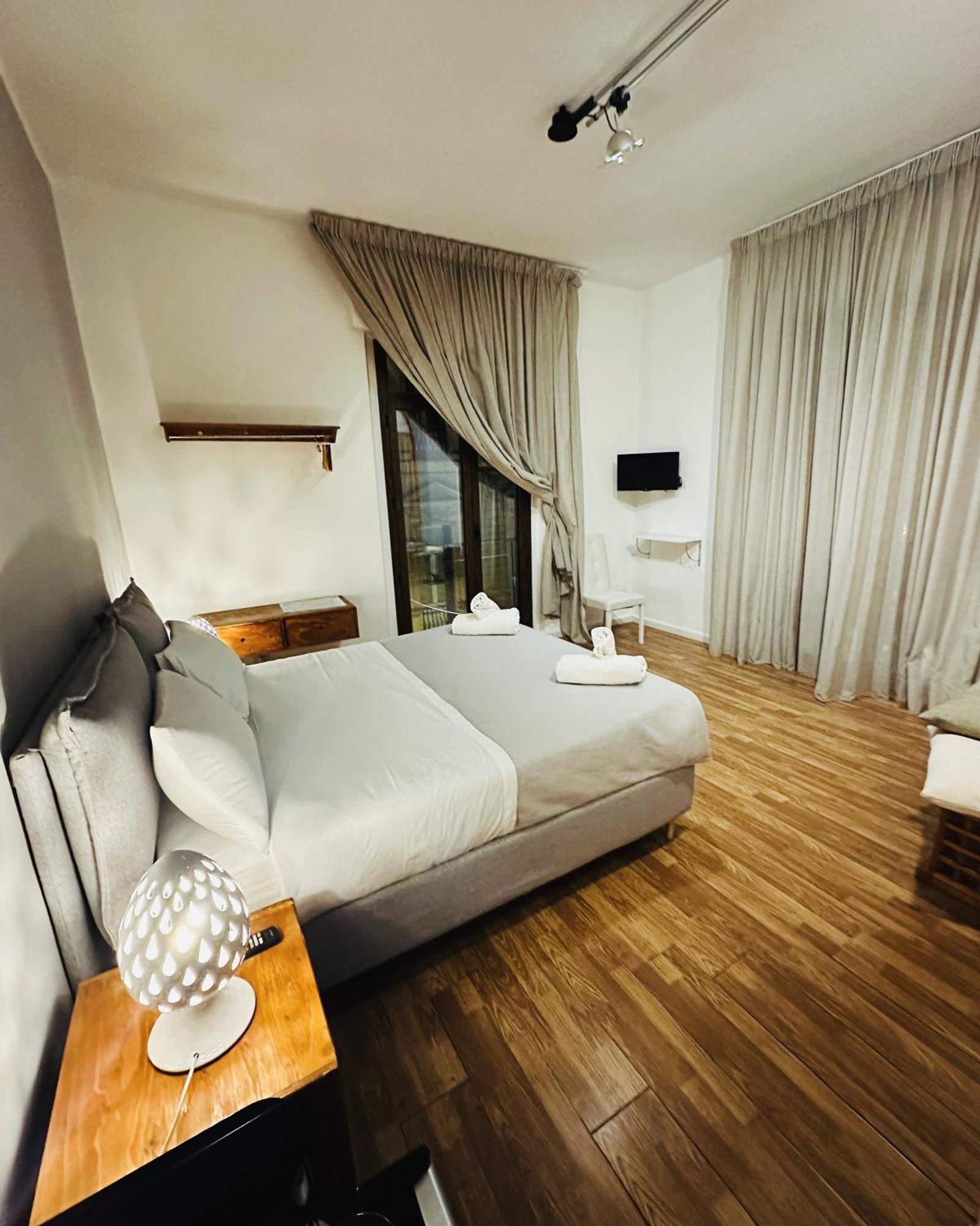 B&B Degli Artisti Suite Λέτσε Εξωτερικό φωτογραφία