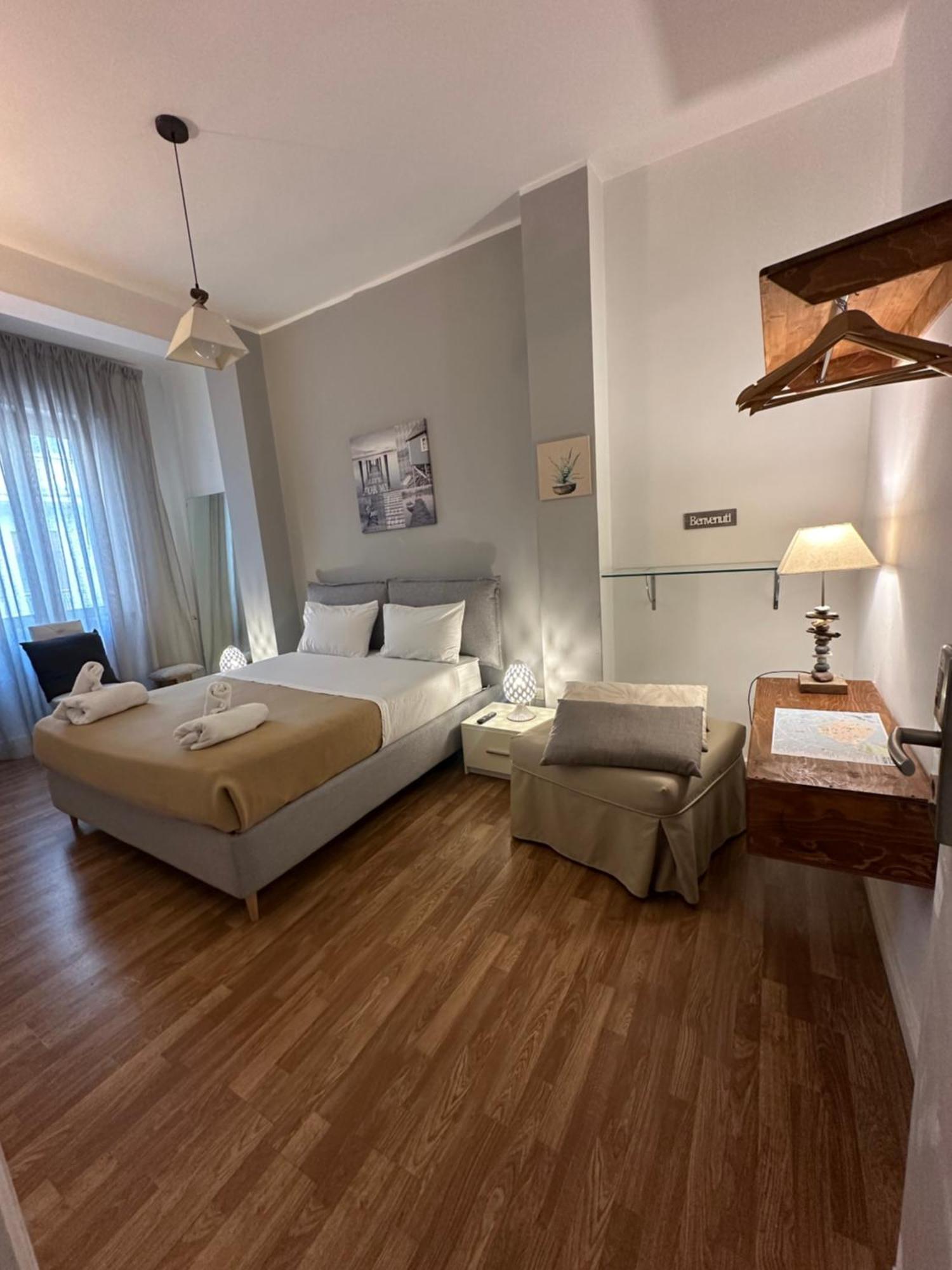 B&B Degli Artisti Suite Λέτσε Εξωτερικό φωτογραφία