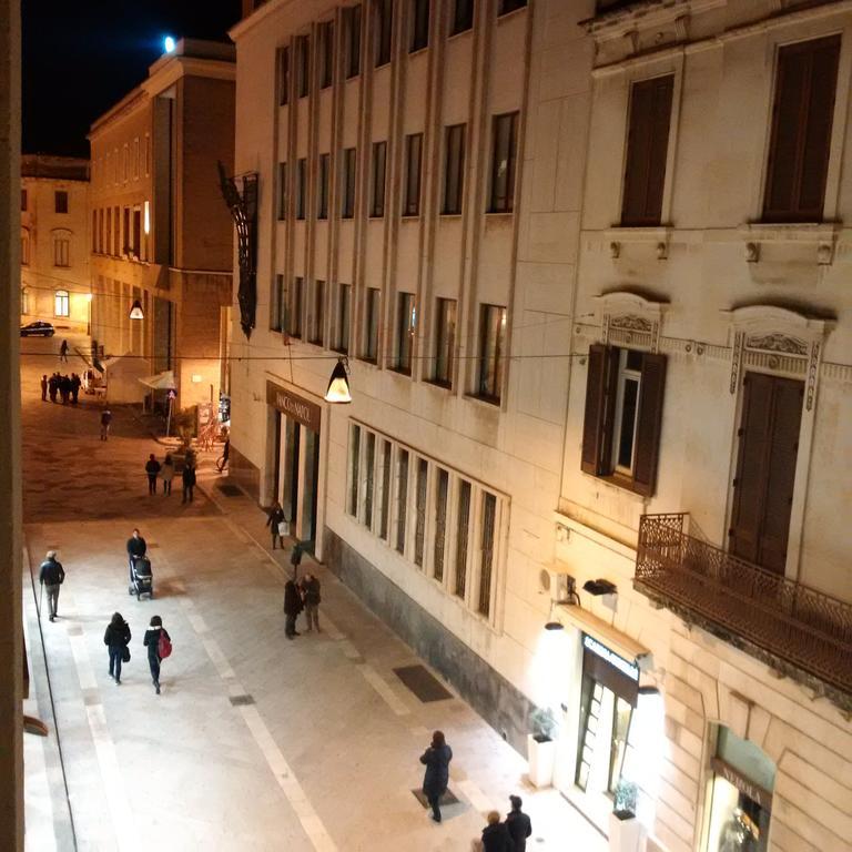 B&B Degli Artisti Suite Λέτσε Εξωτερικό φωτογραφία