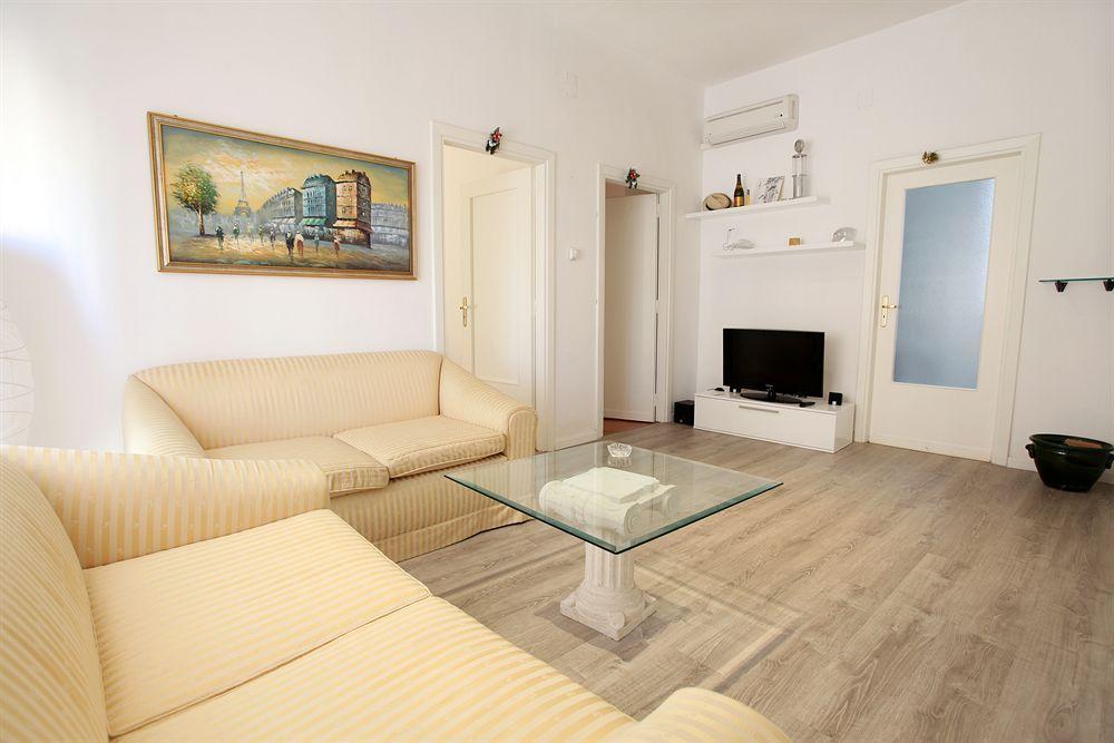 B&B Degli Artisti Suite Λέτσε Εξωτερικό φωτογραφία