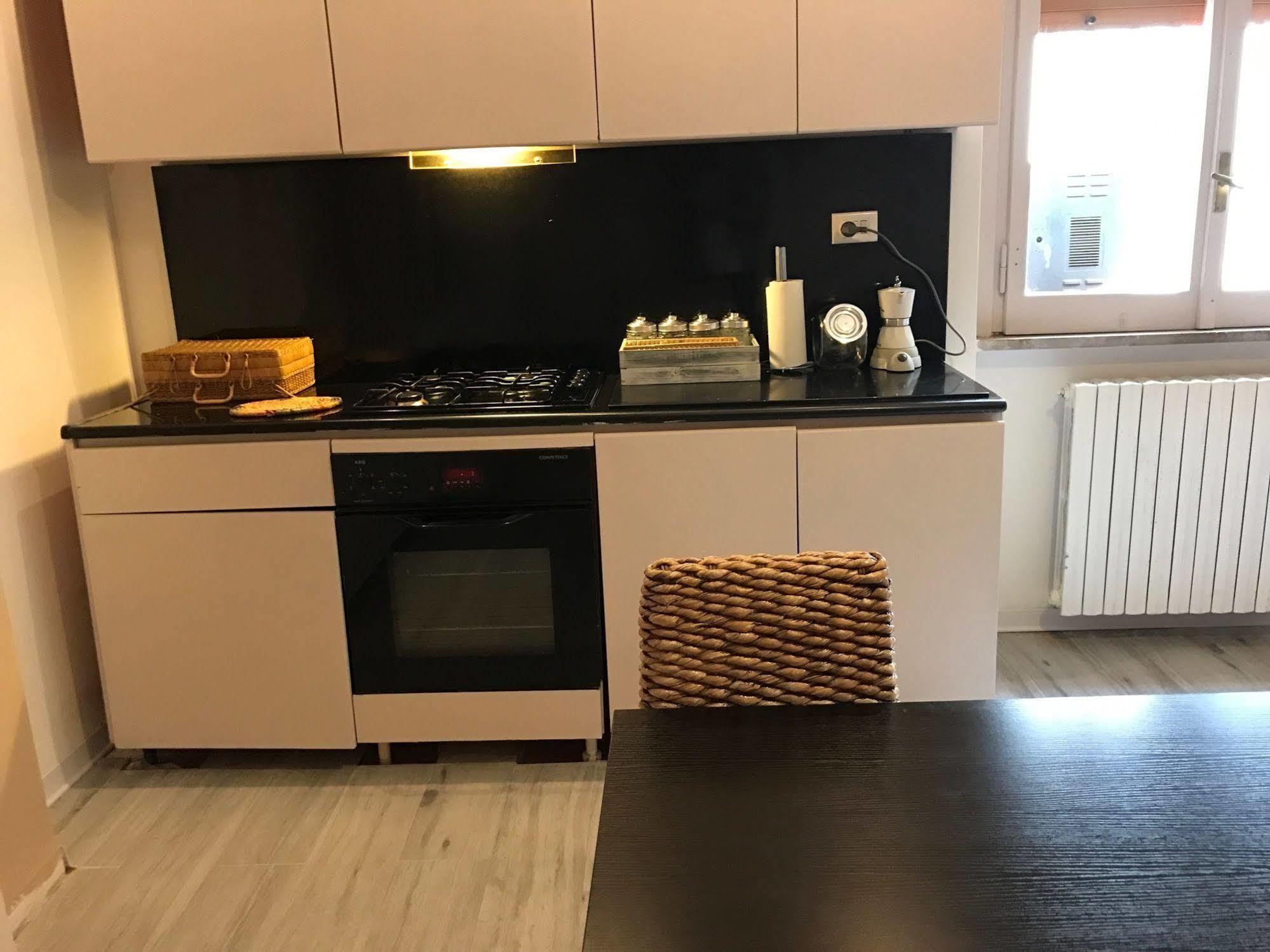 B&B Degli Artisti Suite Λέτσε Εξωτερικό φωτογραφία